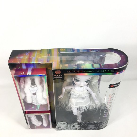 Shadow High Fashion Doll Natasha Zima With 2 Outfits Series 1 - Picture 10 of 11